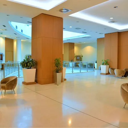 فندق Diamante 4*